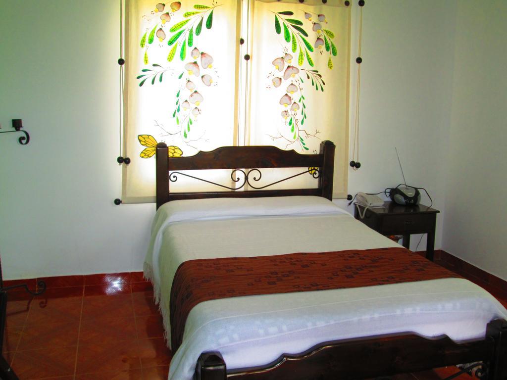 Hotel Campestre El Refugio De Balsora ฟิลานเดีย ภายนอก รูปภาพ